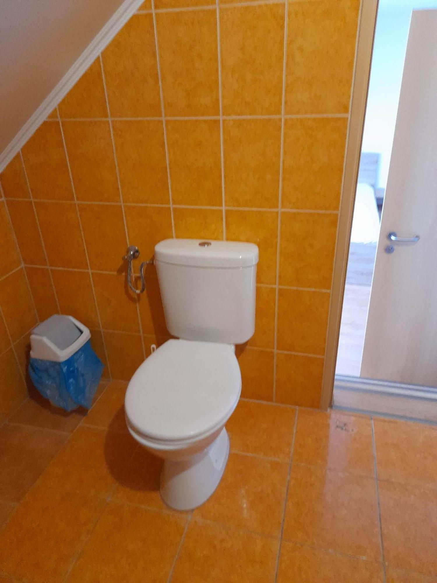 Bed and Breakfast Kemences Fogado Tardos Экстерьер фото