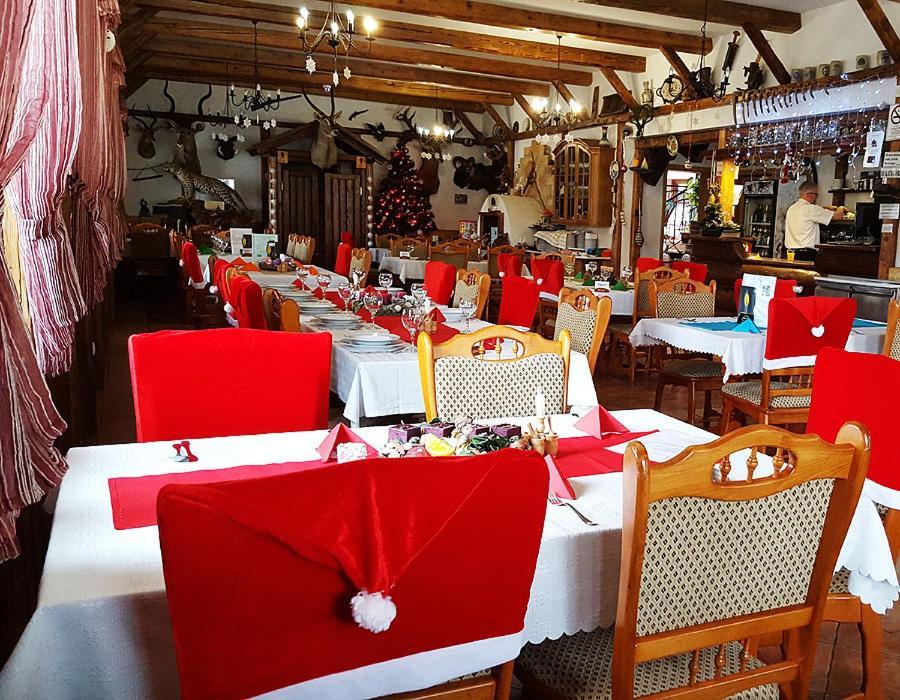 Bed and Breakfast Kemences Fogado Tardos Экстерьер фото